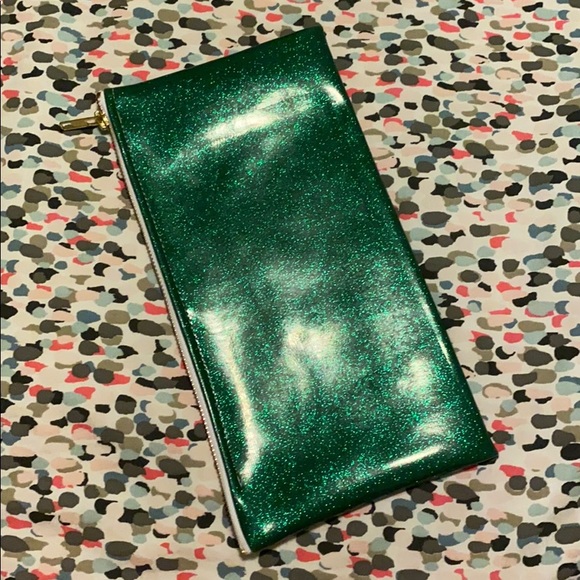 Avocado Clutch - Picture 2 of 4